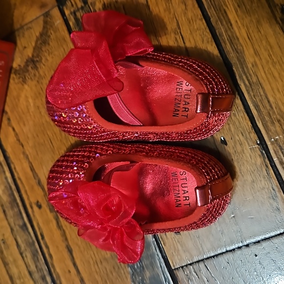 Stuart Weitzman Baby Shoes - Picture 4 of 6